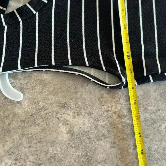 FREE💕 with purchase Woman’s sleeveless dress Seduction, black/white stripe, - Picture 15 of 16